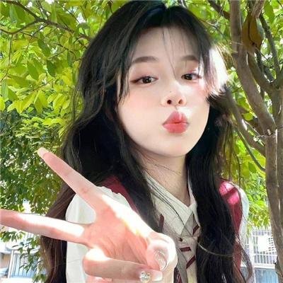 撒旦学院的女孩们封面